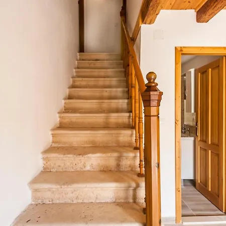 House Krizanic In Marcana, Istria, With 2 Apartments, Total 9 Guests Marcana