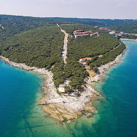House Krizanic In Marcana, Istria, With 2 Apartments, Total 9 Guests Guest house Marcana